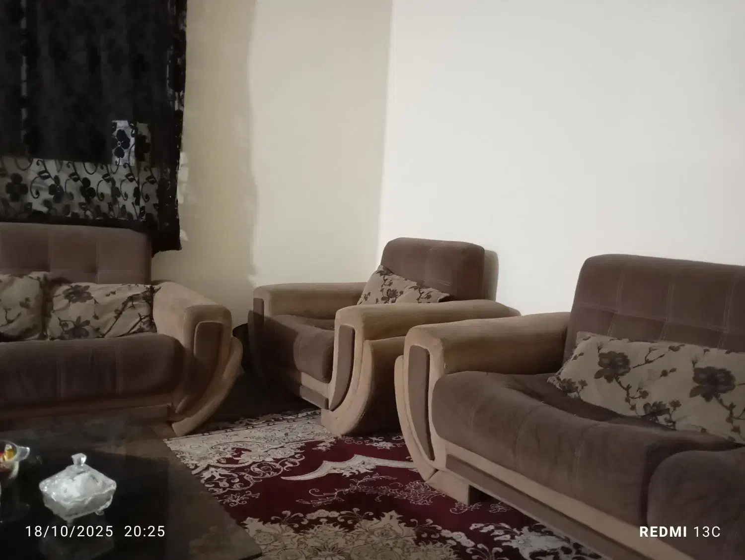 مبل زیبا|مبلمان خانگی و میز عسلی|بندر گز, |دیوار