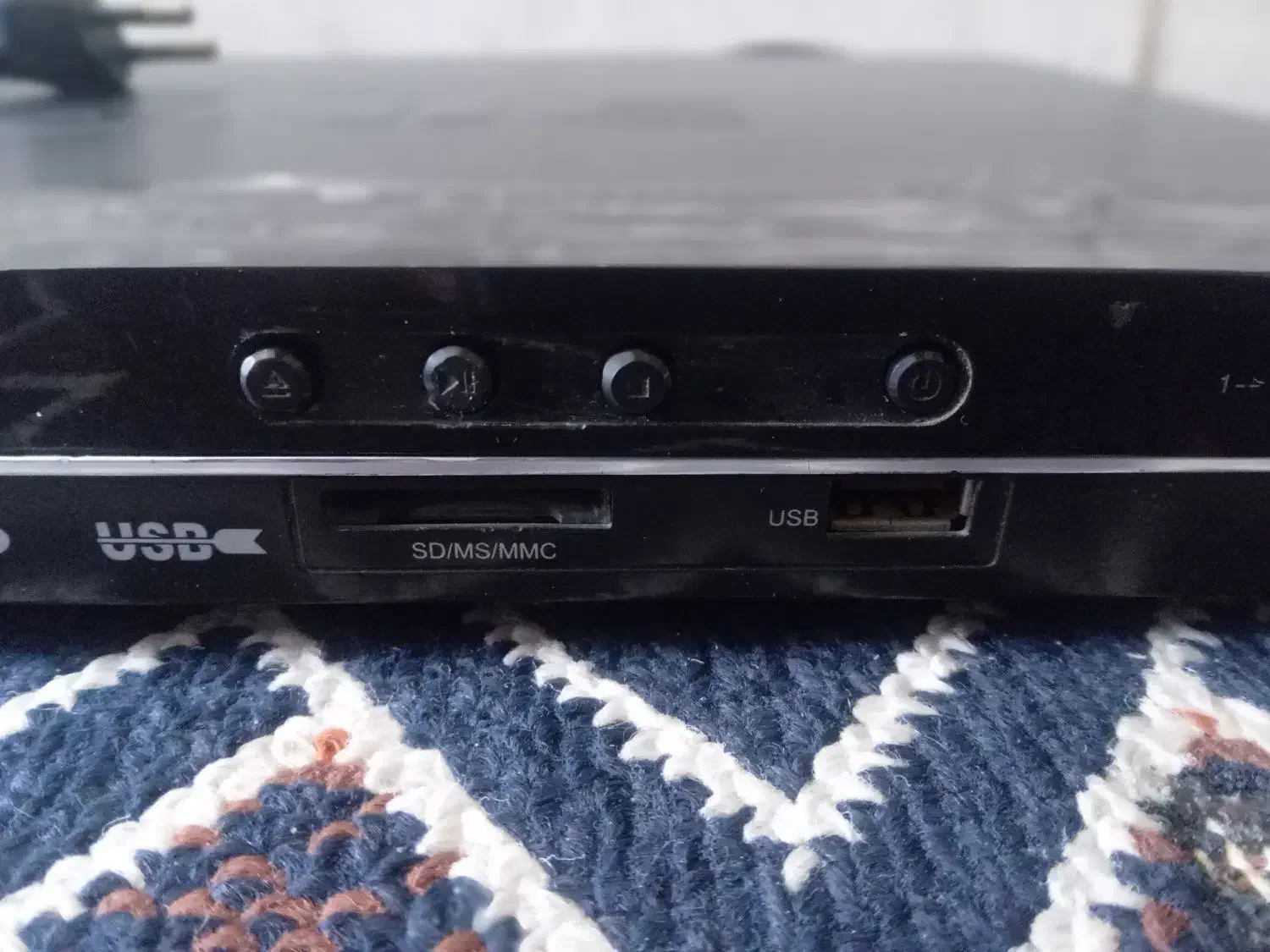 دی وی دی سیدی فلش خور|پخش‌کننده DVD و ویدیو|قم, نیروگاه|دیوار