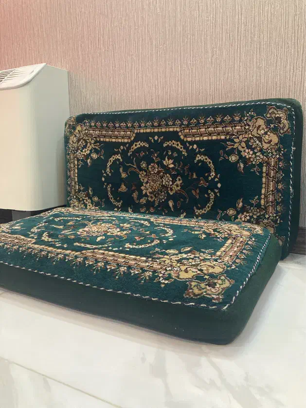 بالشت پشتی|پشتی|اصفهان, شهرک گل نرگس|دیوار