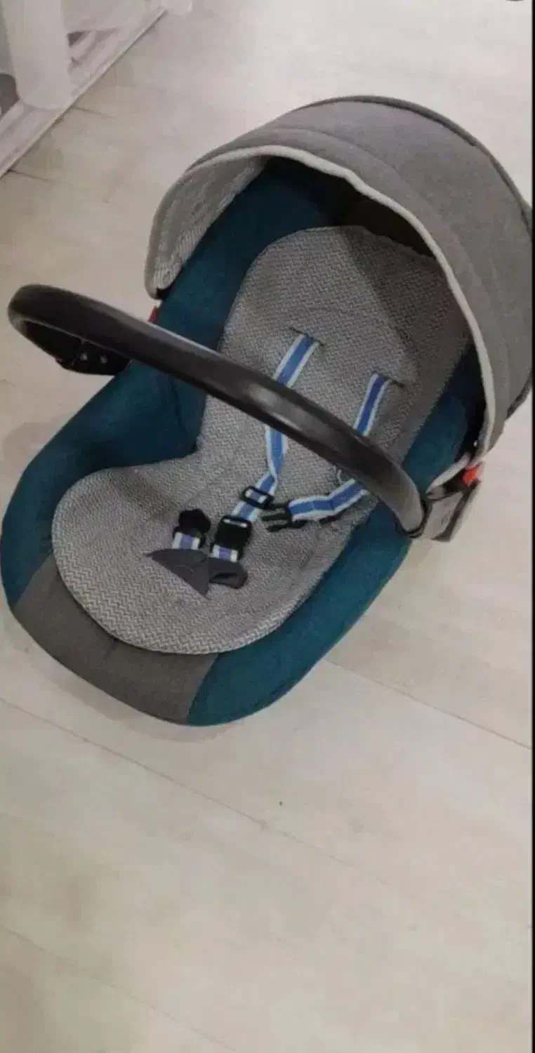 کریر نو|کالسکه و لوازم جانبی|ماکو, |دیوار