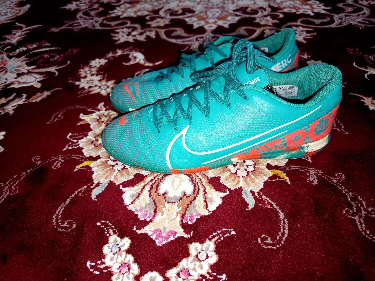 کتونی سالن|کیف، کفش، کمربند|قم, ولیعصر|دیوار