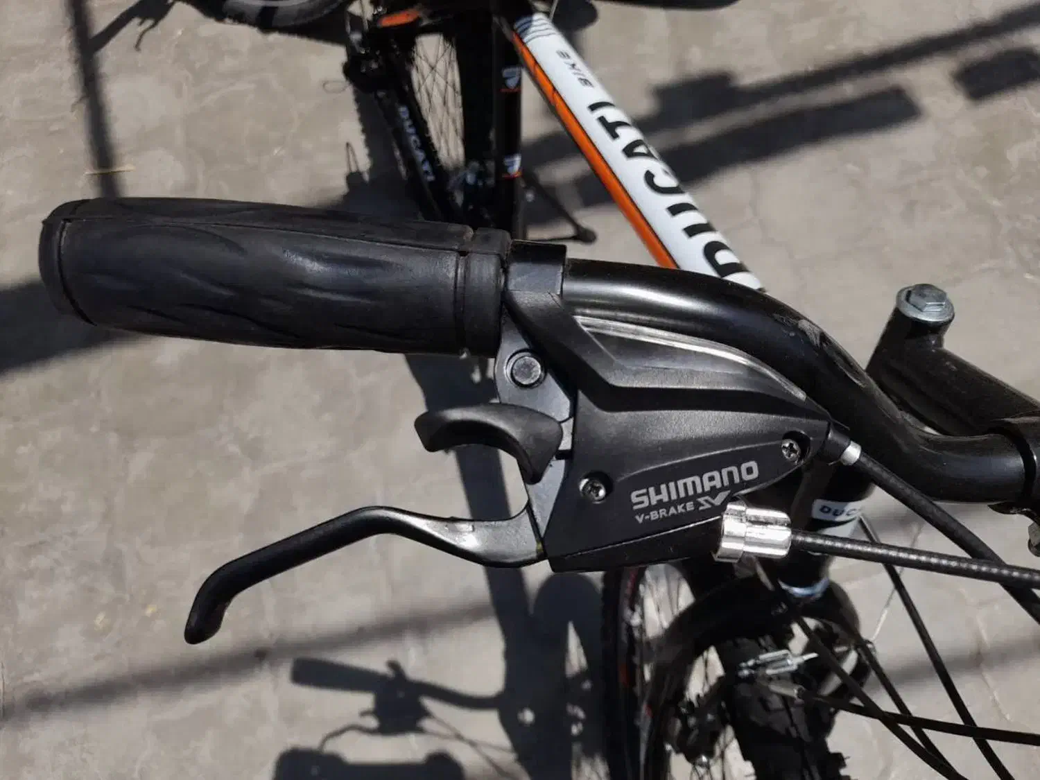 دوچرخه ۲۶ کوهستان دنده ای کلاجدار دوکاتی|دوچرخه، اسکیت، اسکوتر|یزد, |دیوار