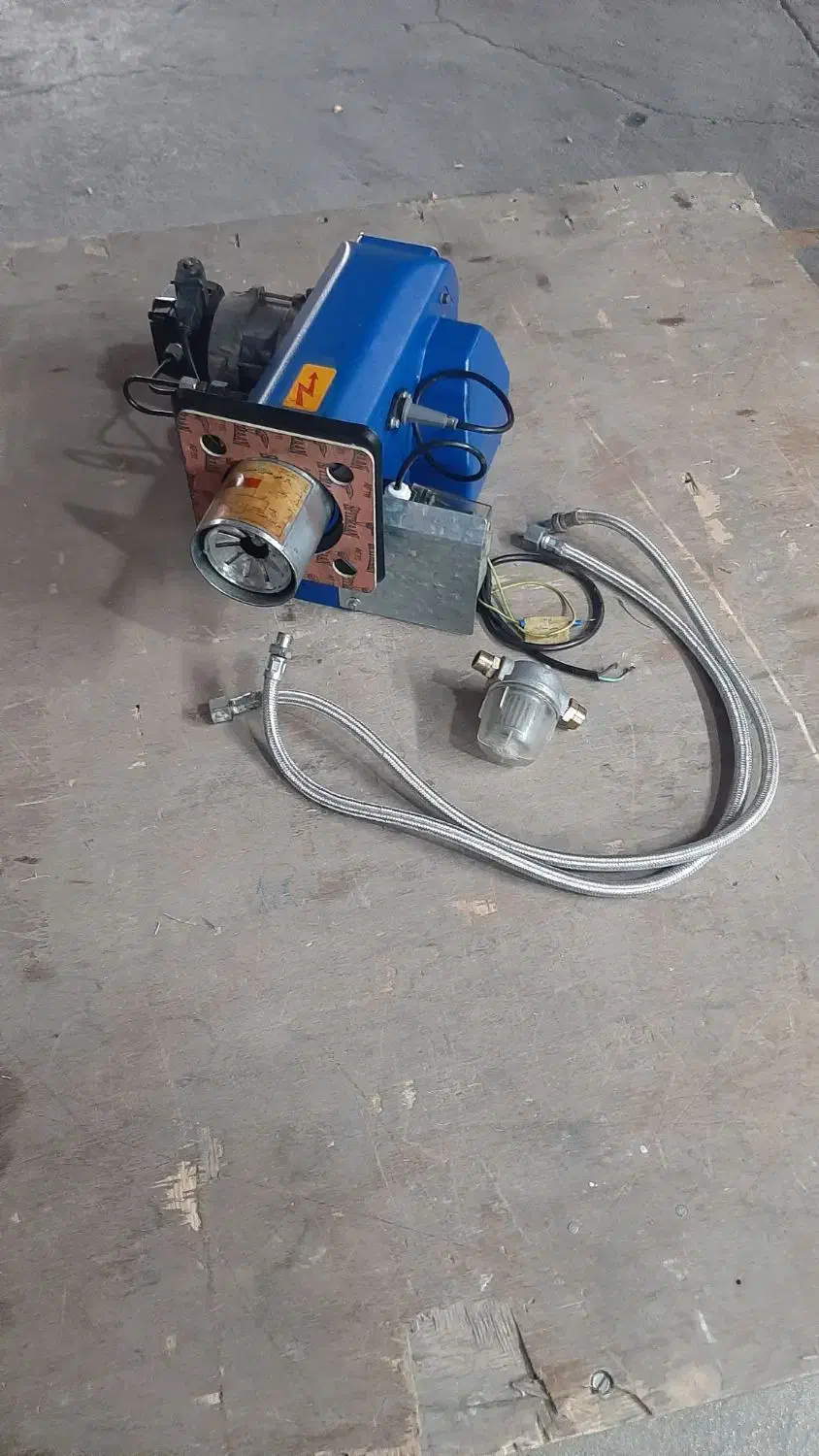 نصب و تعمیر انواع مشعل های گازی و گازوئیلی|خدمات پیشه و مهارت|بجنورد, |دیوار