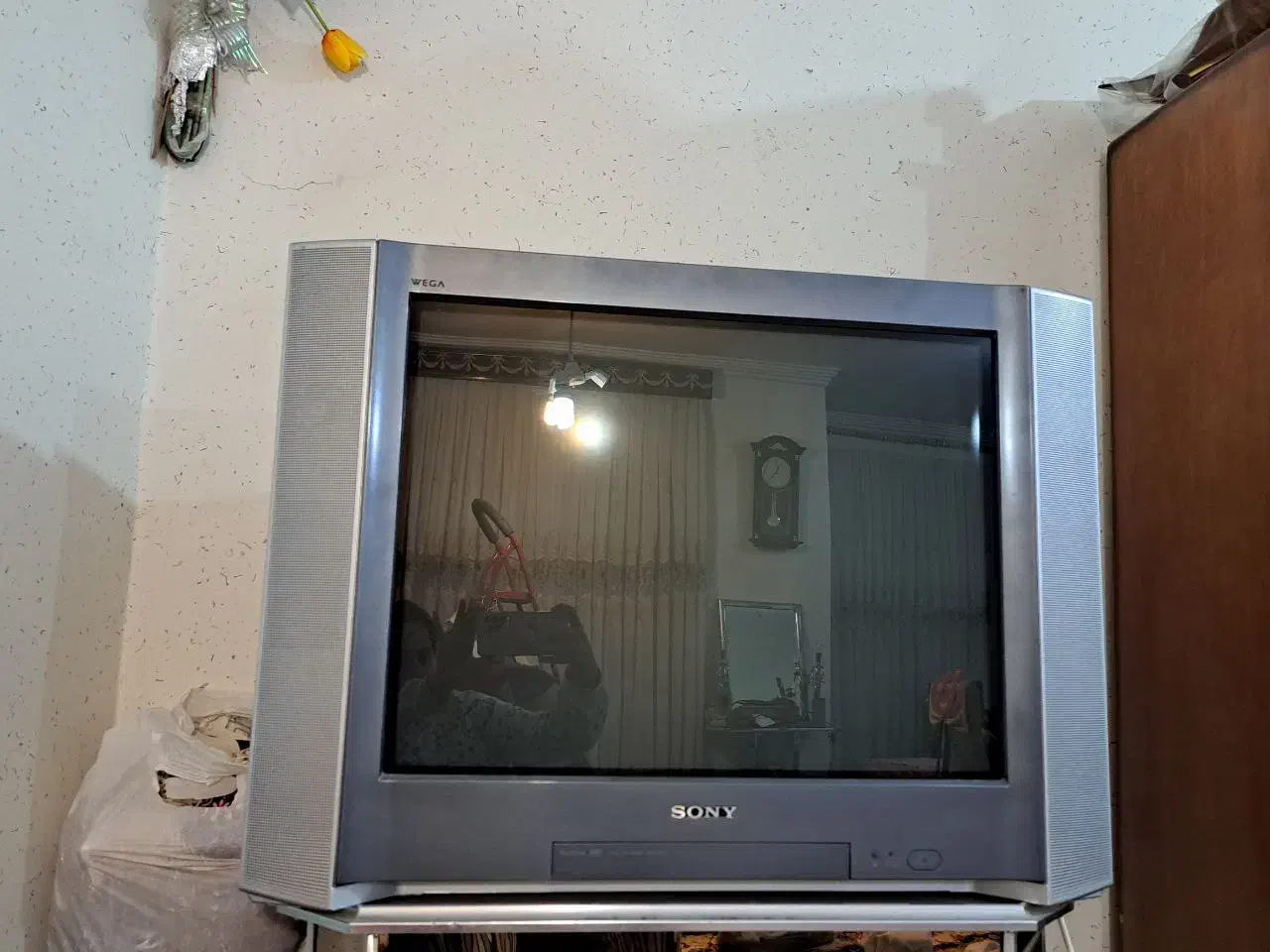 تلویزیون ۲۹ اینچ|تلویزیون و پروژکتور|اهر, |دیوار