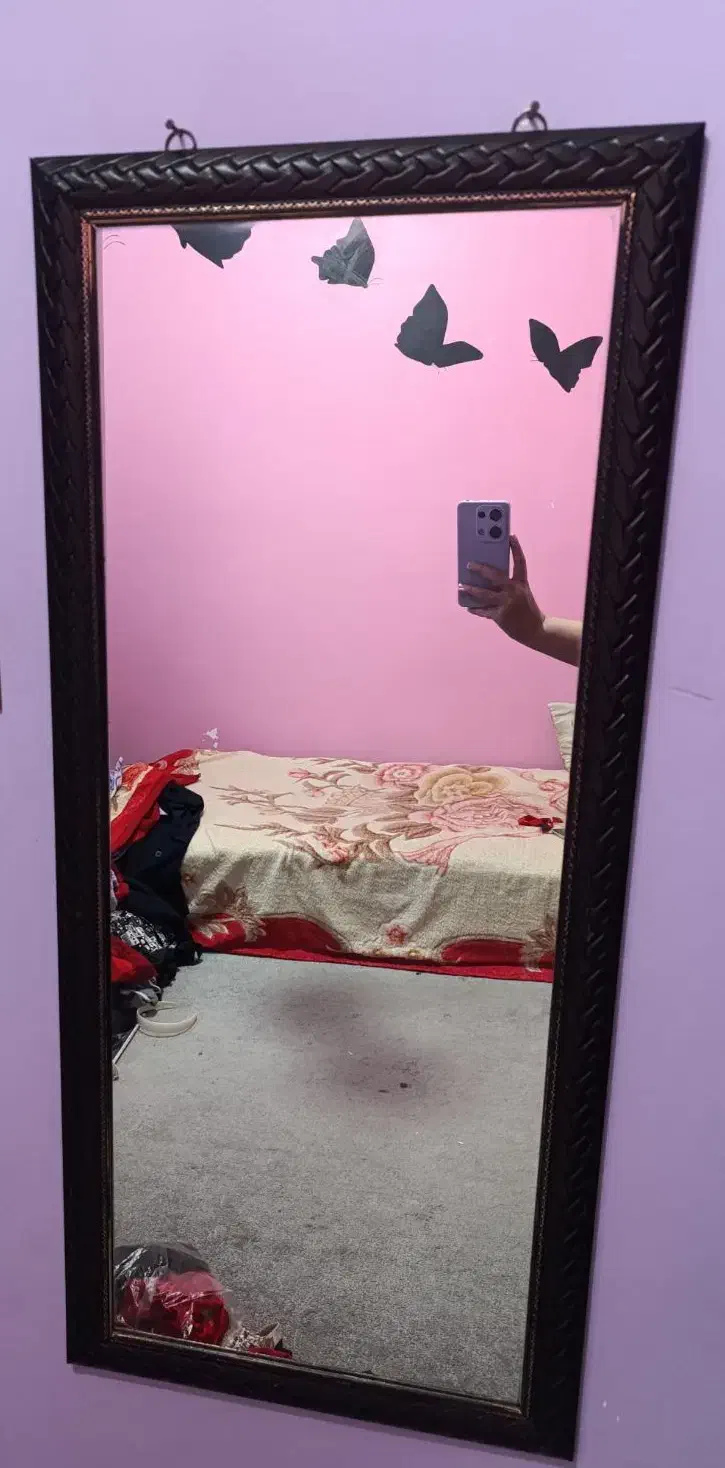 آیینه قدی|آینه|شیراز, کوشک میدان|دیوار