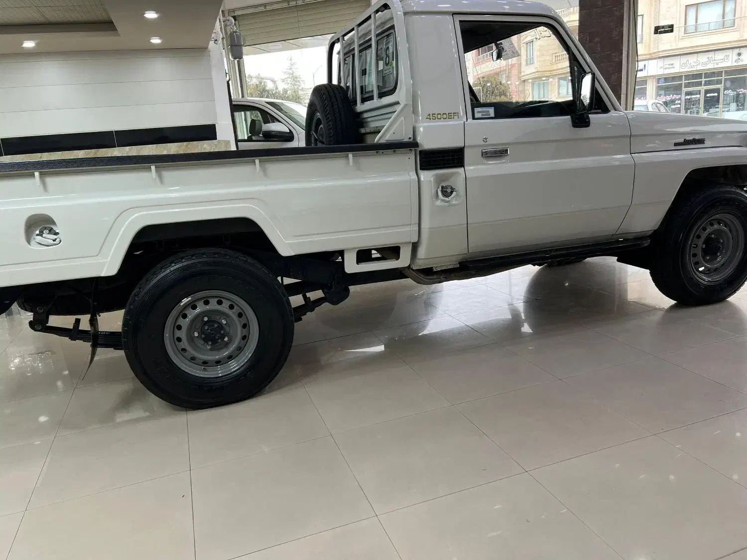 تویوتالندکروز سری ۷۰ .۴۵۰۰|خودرو سواری و وانت|بانه, |دیوار