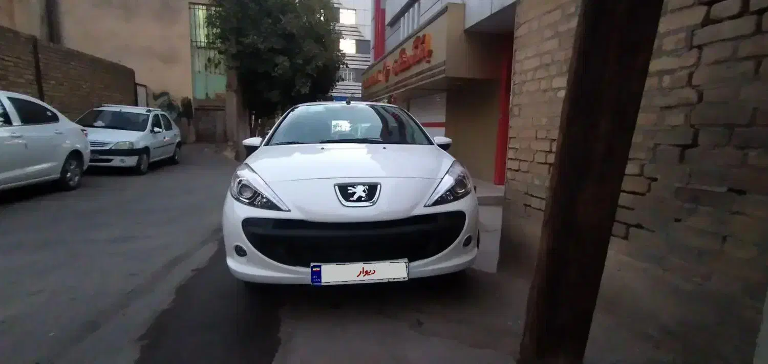 ۲۰۷ خشک|خودرو سواری و وانت|خرم‌آباد, |دیوار