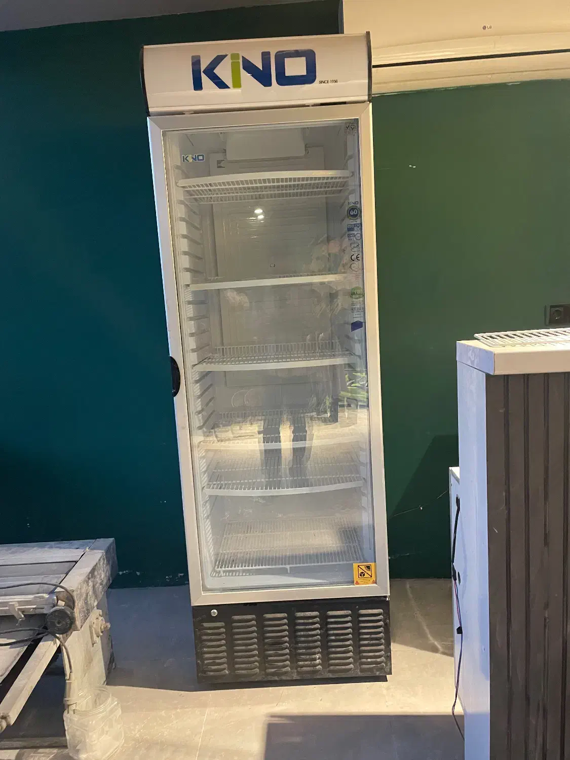 یخچال . لوستر. کانتر|کافیشاپ و رستوران|سنندج, |دیوار