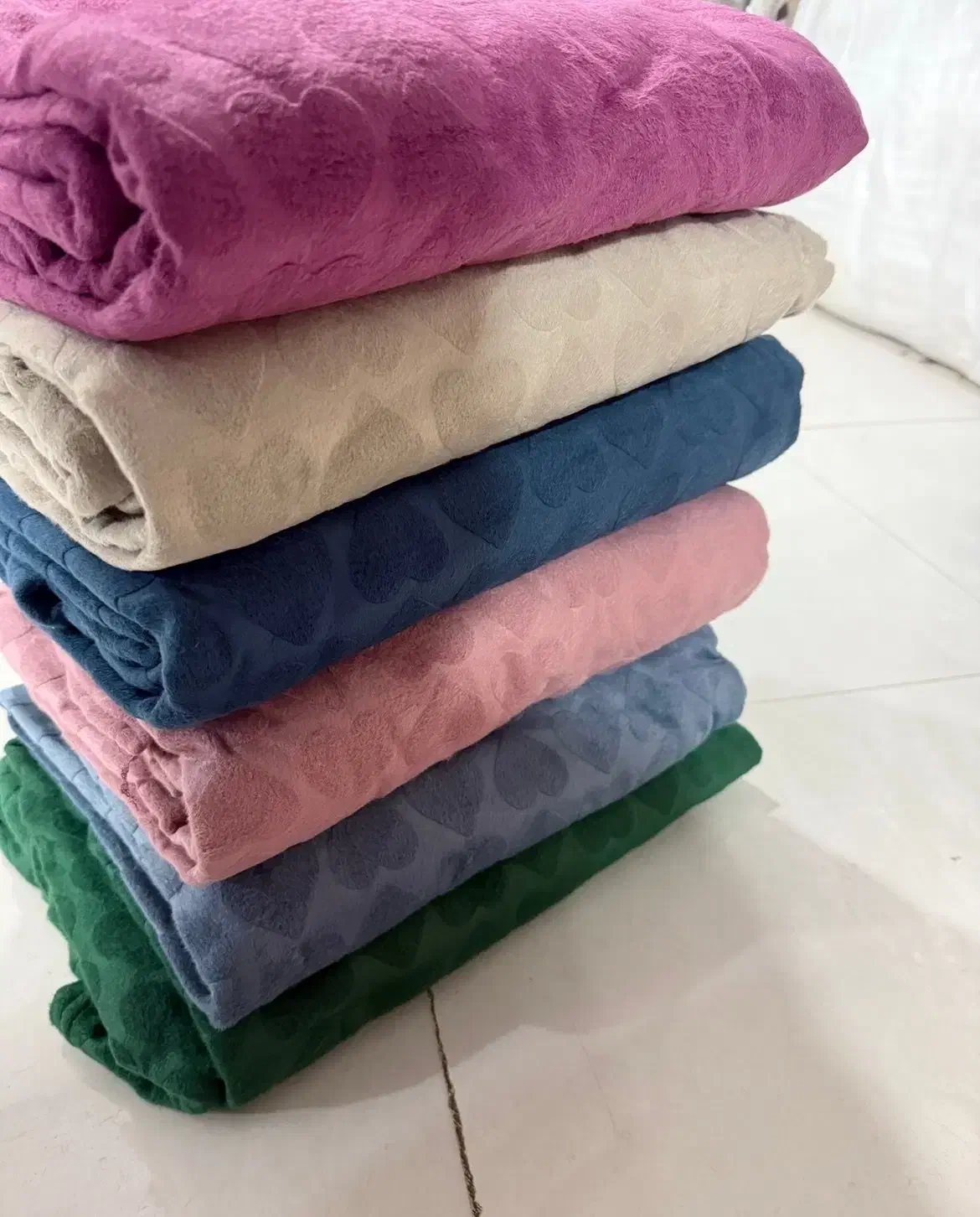 پتو قلبی جاسمین|رختخواب، بالش، پتو|آفتاب, |دیوار