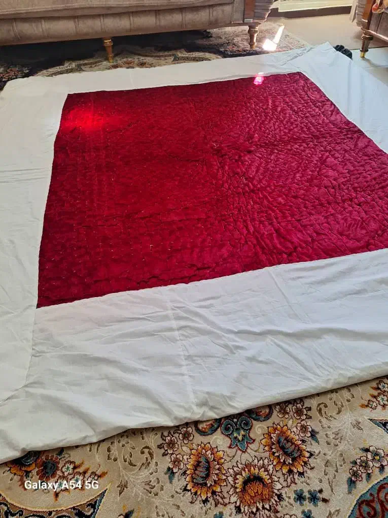 لحاف تمیز مرتب|رختخواب، بالش، پتو|ری, شهادت|دیوار