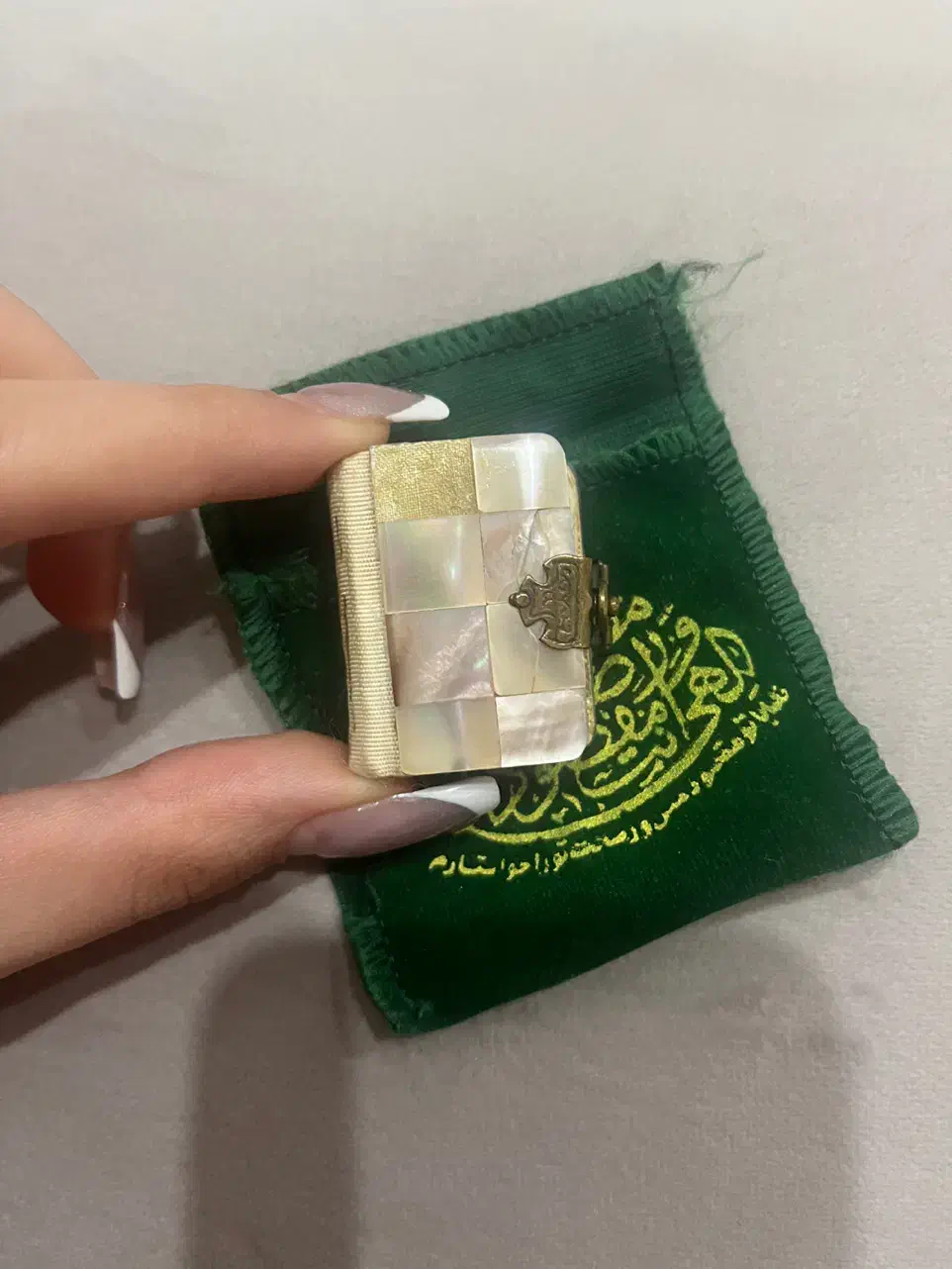 قرآن عطیقه جنگ جهانی دوم|کلکسیون اشیاء عتیقه|تهران, جنت‌آباد مرکزی|دیوار