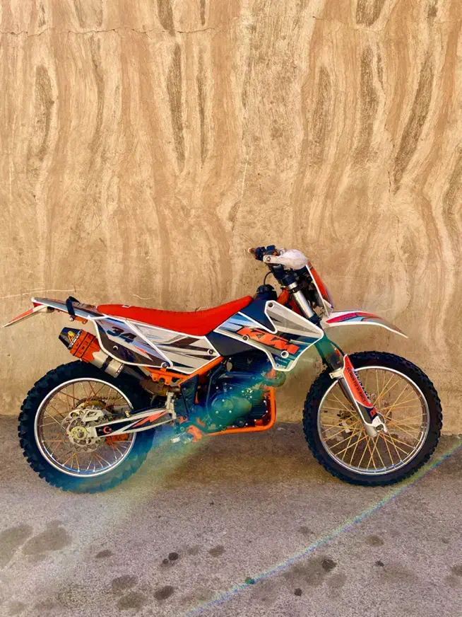 فلات ۲۵۰ سال ۱۴۰۳|موتورسیکلت|تبریز, |دیوار