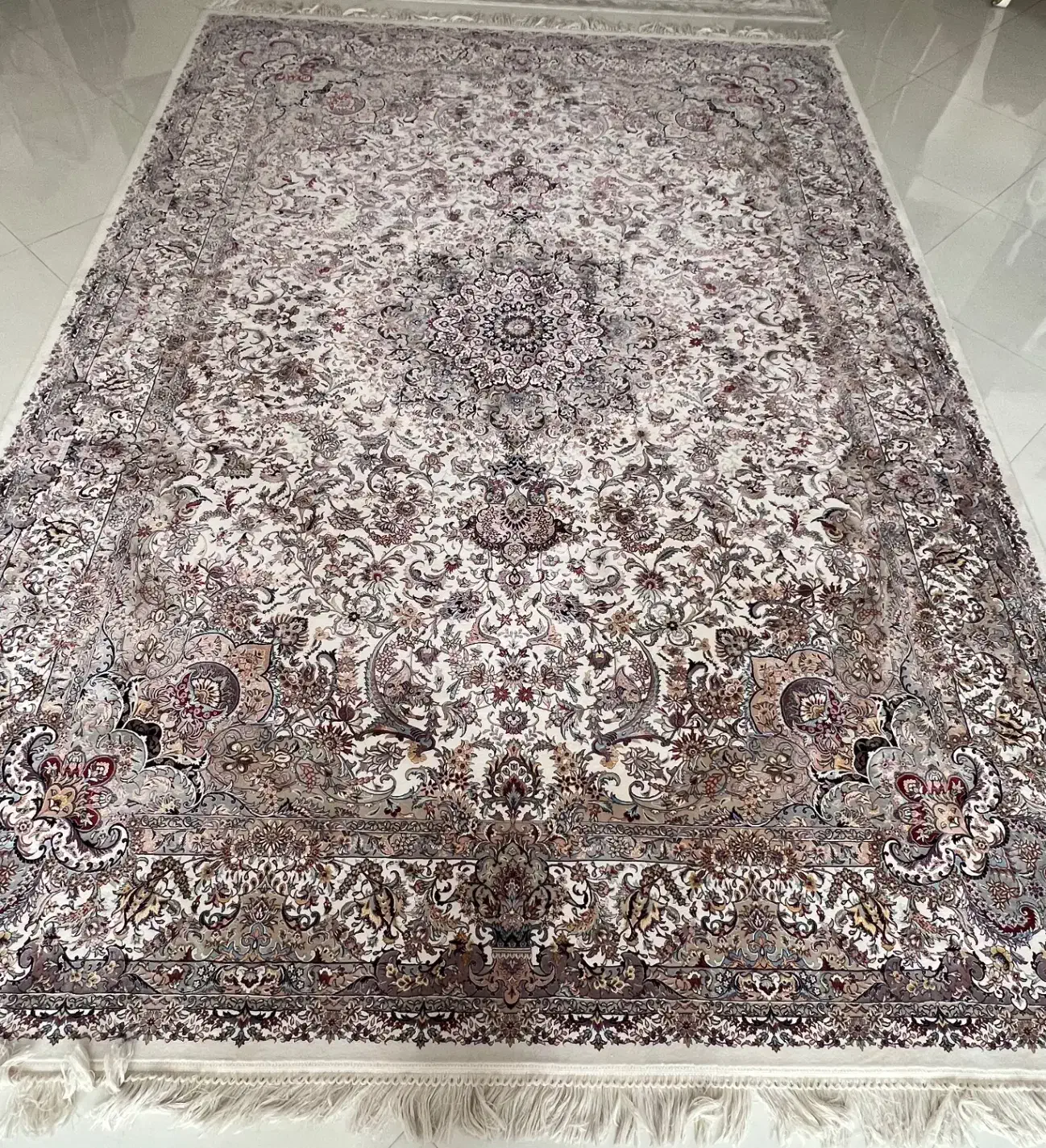 فرش ماشینی ابریشم ۹متری|فرش|تهران, منیریه|دیوار