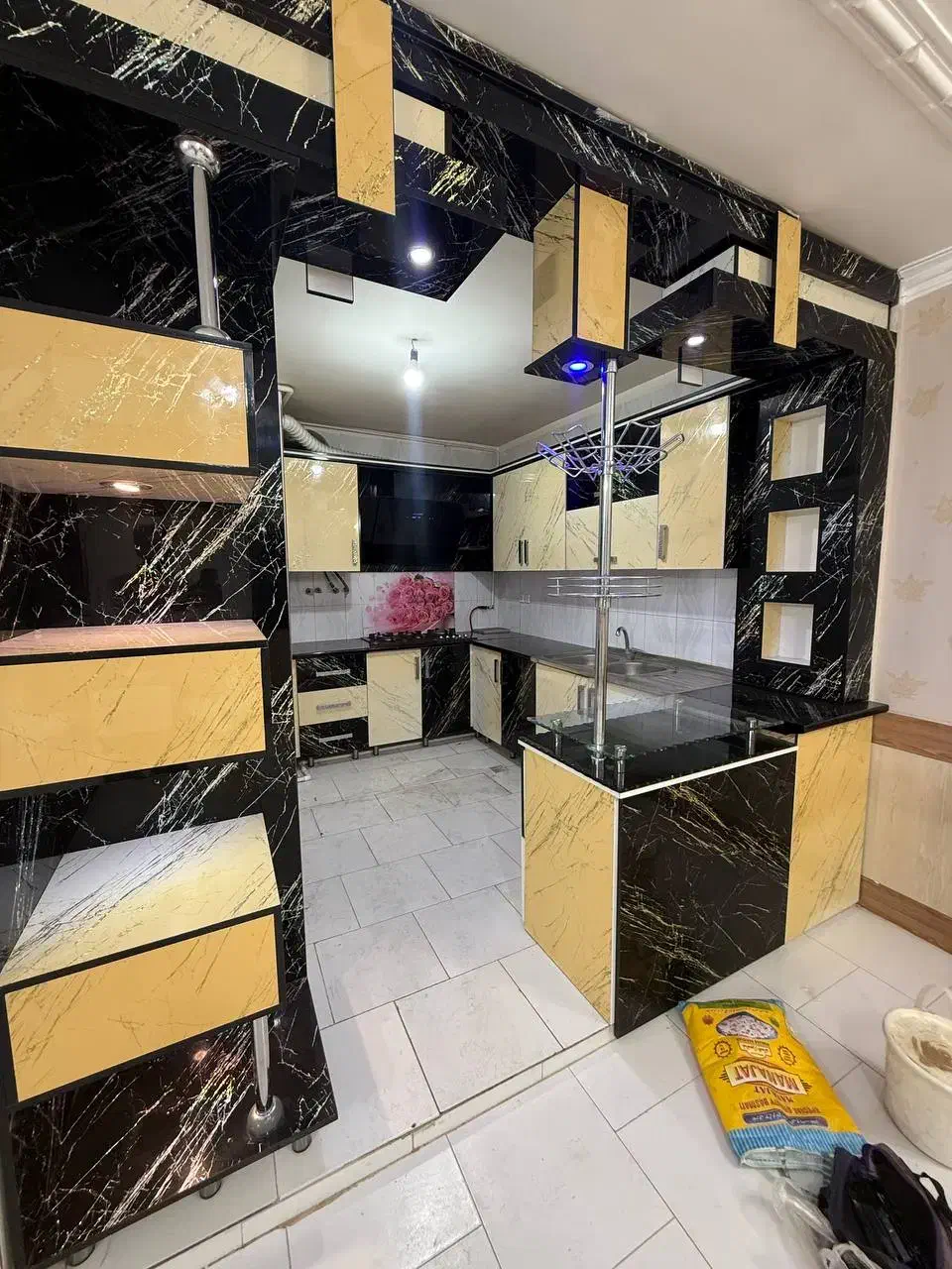 کابینت دست دوم هایگلس|مصالح و تجهیزات ساختمان|بیرجند, |دیوار