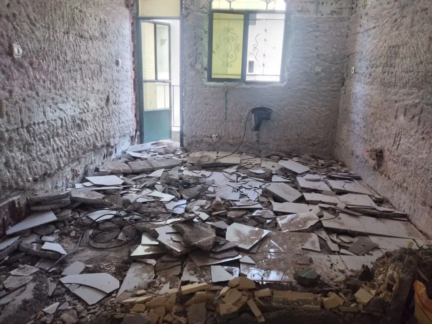 تخریب وبازسازی|خدمات پیشه و مهارت|بوشهر, |دیوار