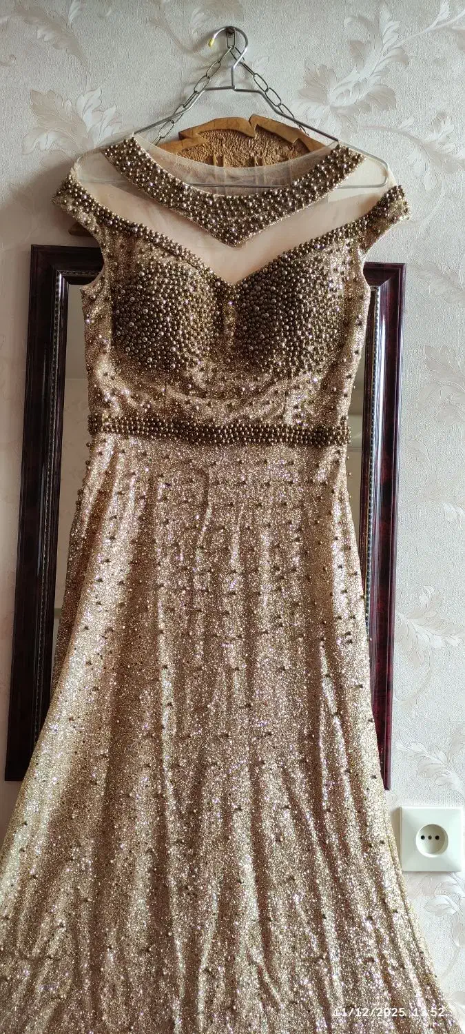 پیراهن مجلسی|لباس|بناب, |دیوار