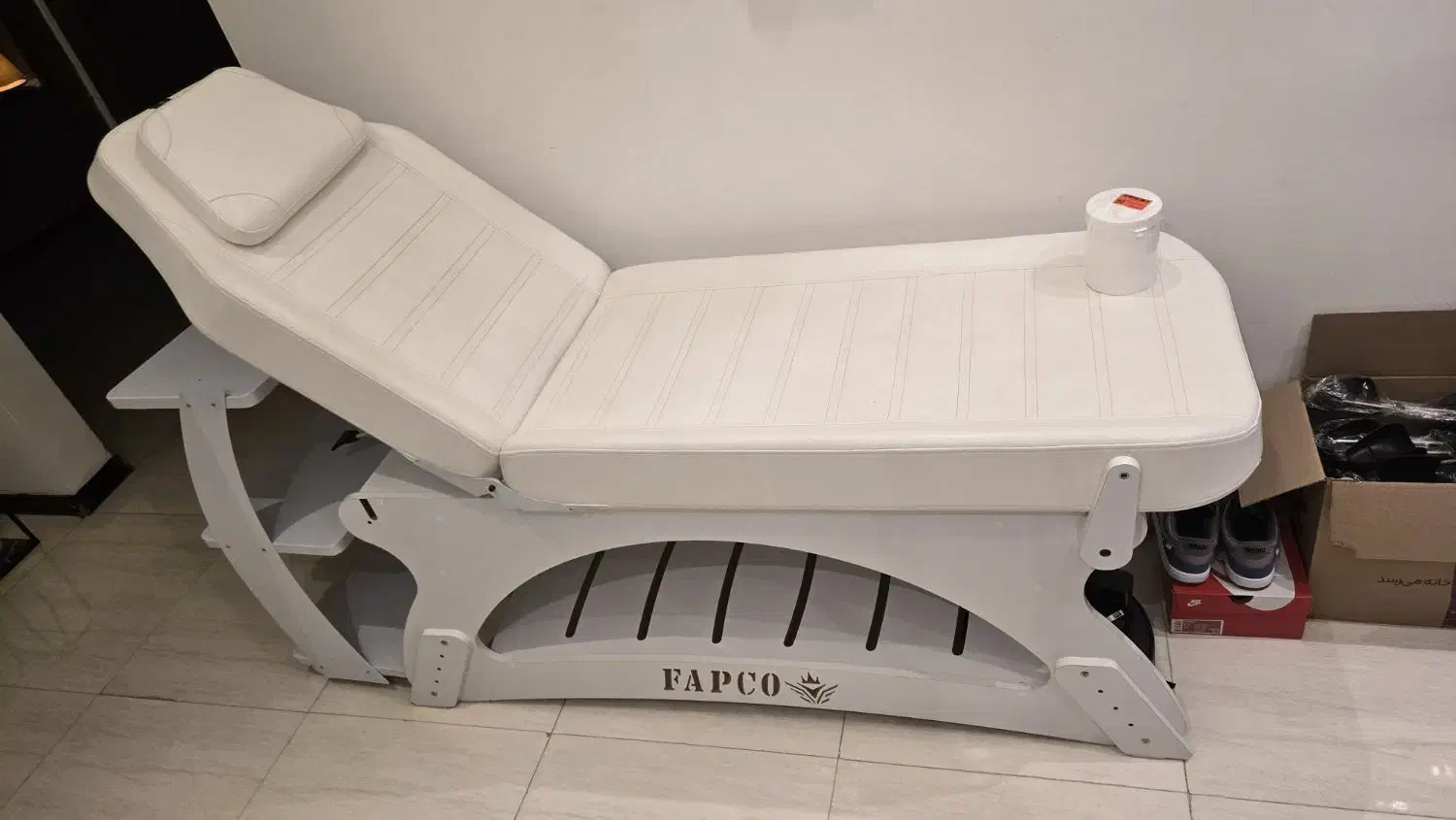 تخت چندکاره زیبایی و ماساژ|آرایشگاه و سالن‌های زیبایی|مشهد, کوثر|دیوار