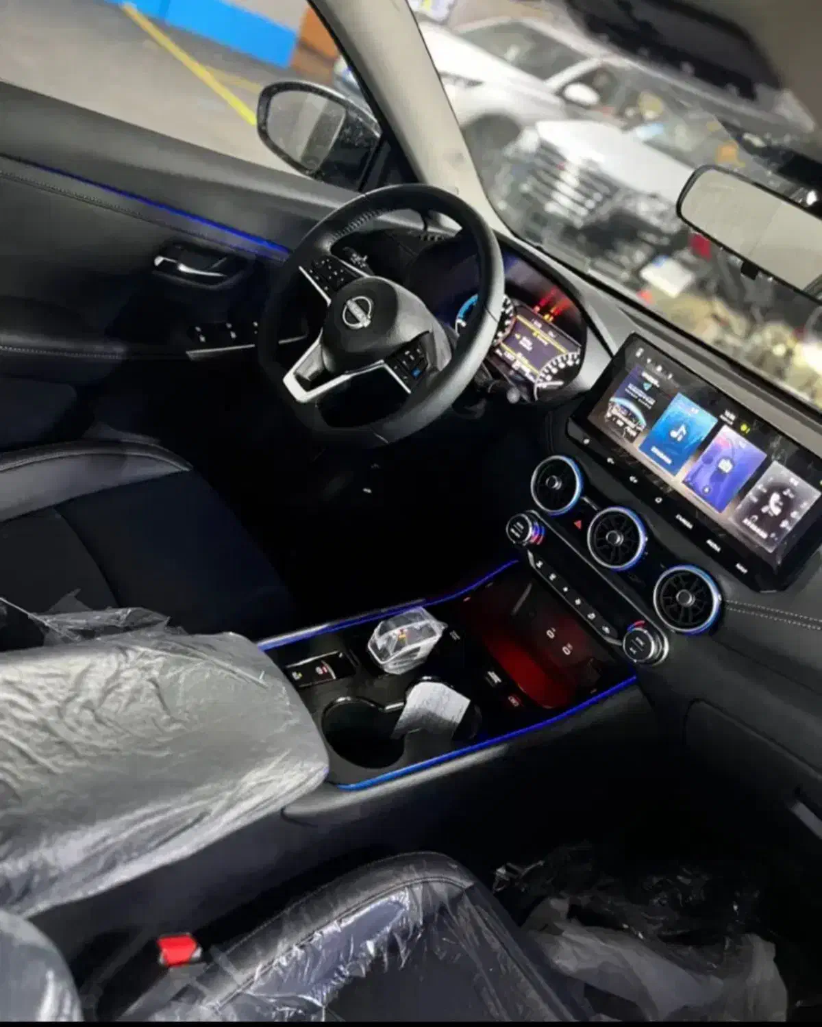 نیسان سیلفی صفر کیلومتر - مدل ۲۰۲۵|خودرو سواری و وانت|بندرعباس, |دیوار