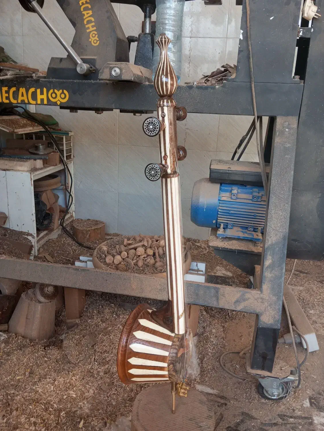 تمام استخوان کاری|سازهای سنتی|تهران, آذری|دیوار