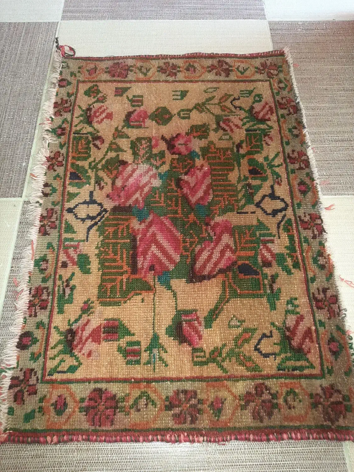 قالیچه ابریشم قدیمی|فرش|کرمان, |دیوار