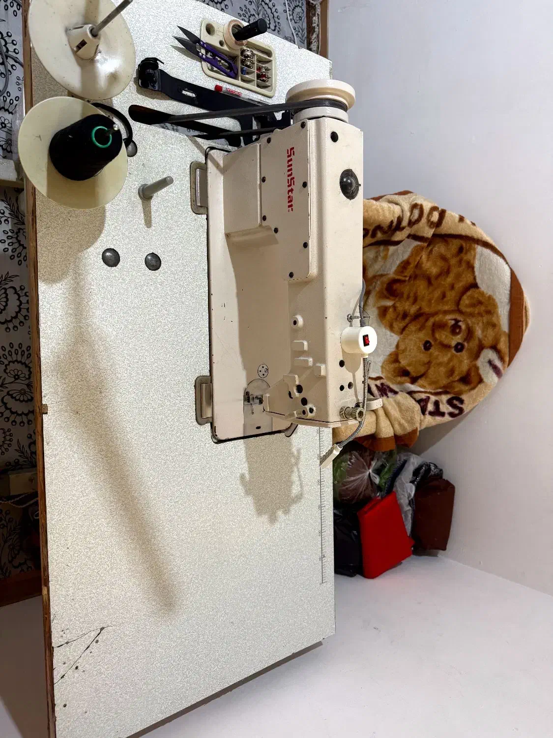 چرخ خیاطی|چرخ خیاطی و ریسندگی|مریوان, |دیوار