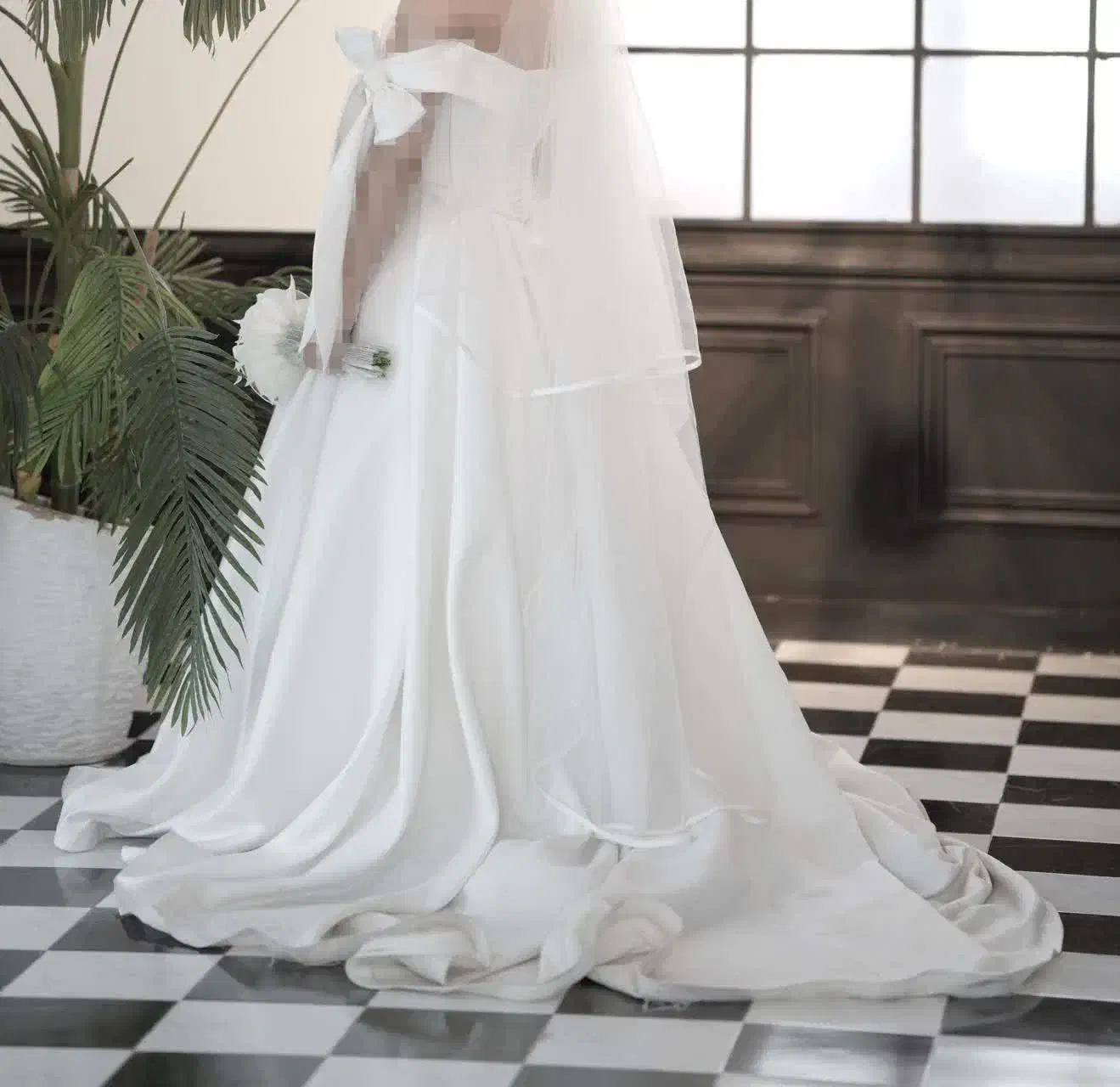 لباس عروس ساتن اروپایی|لباس|تهران, نازیآباد|دیوار