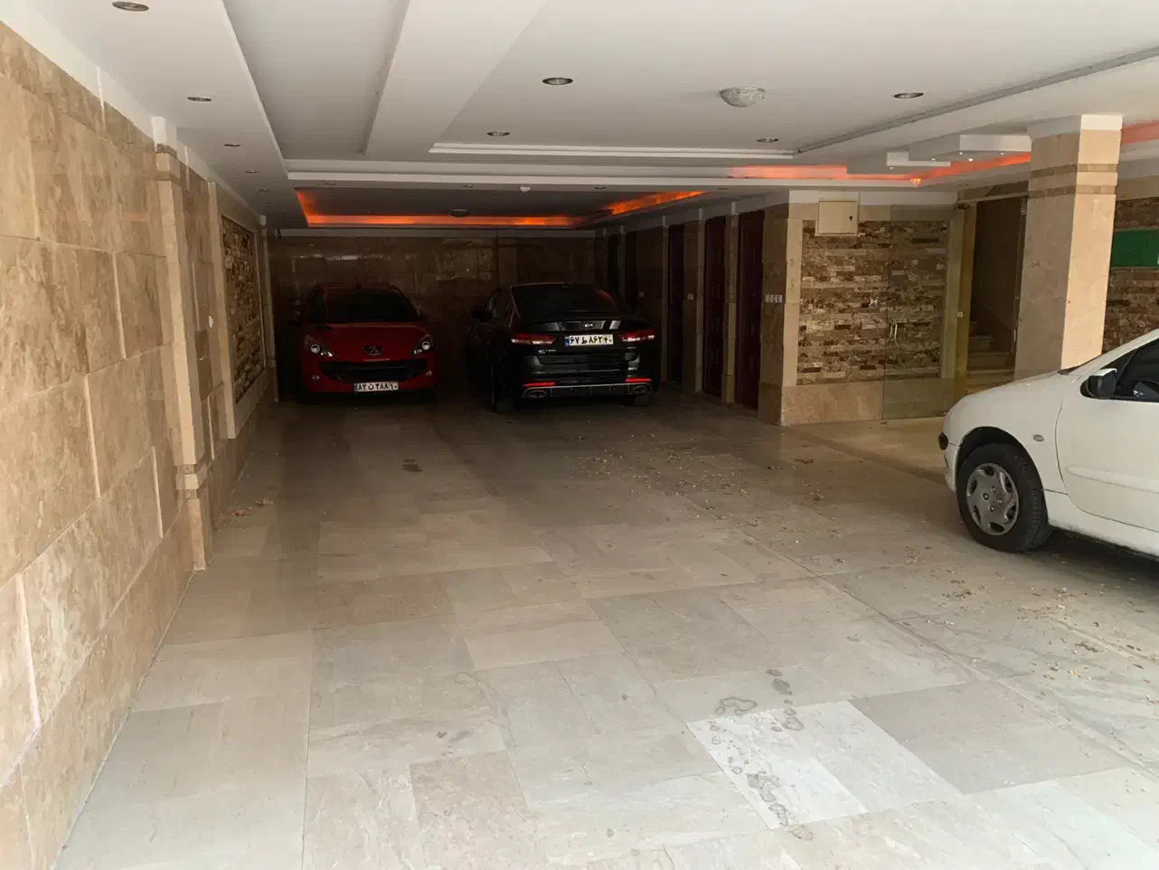 اجاره آپارتمان ۱۰۵ متری تکواحدی فول سعادت آباد