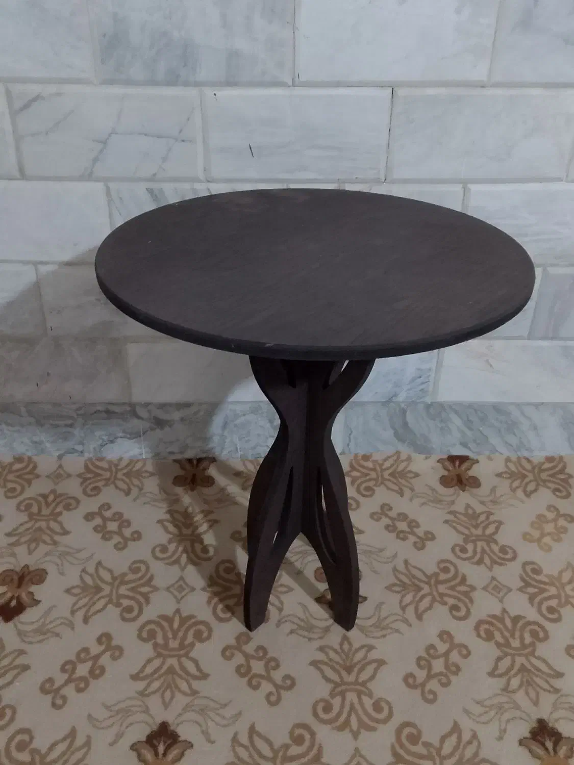 میز خاطره|میز تلفن|کنگاور, |دیوار