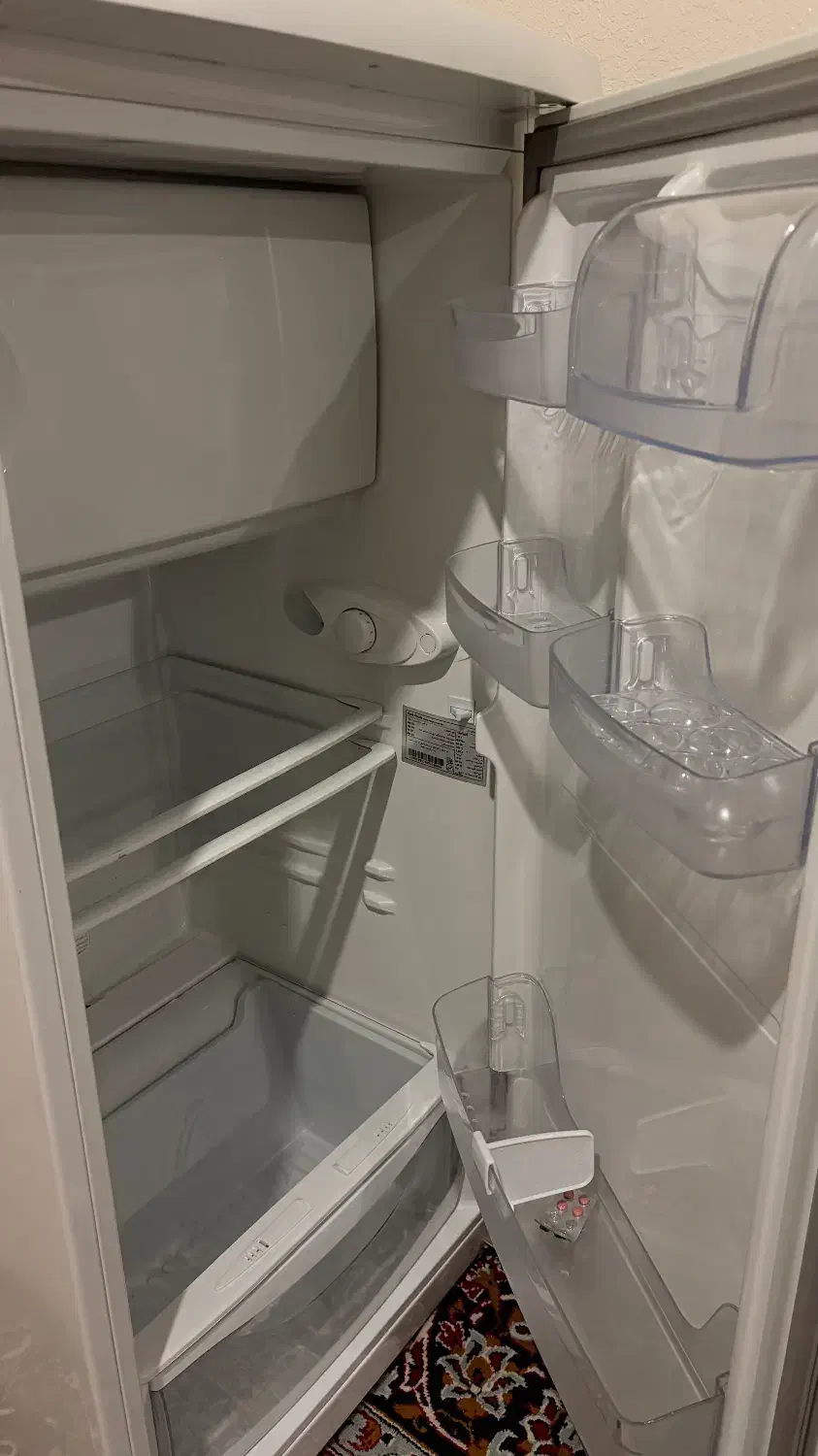 یخچال در حد خیلی نو|یخچال و فریزر|آبپخش, |دیوار