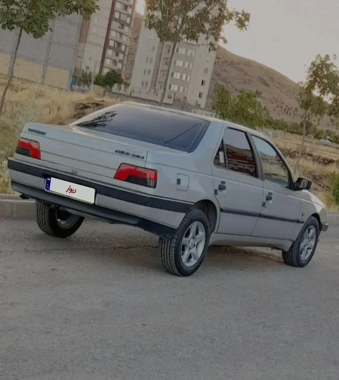 405مدل 94|خودرو سواری و وانت|اراک, |دیوار