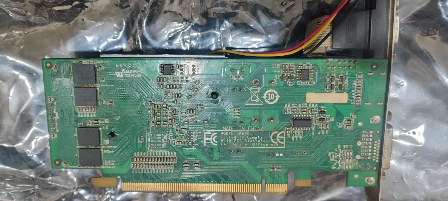 گرافیک GT210|قطعات و لوازم جانبی رایانه|قم, شهر قائم|دیوار