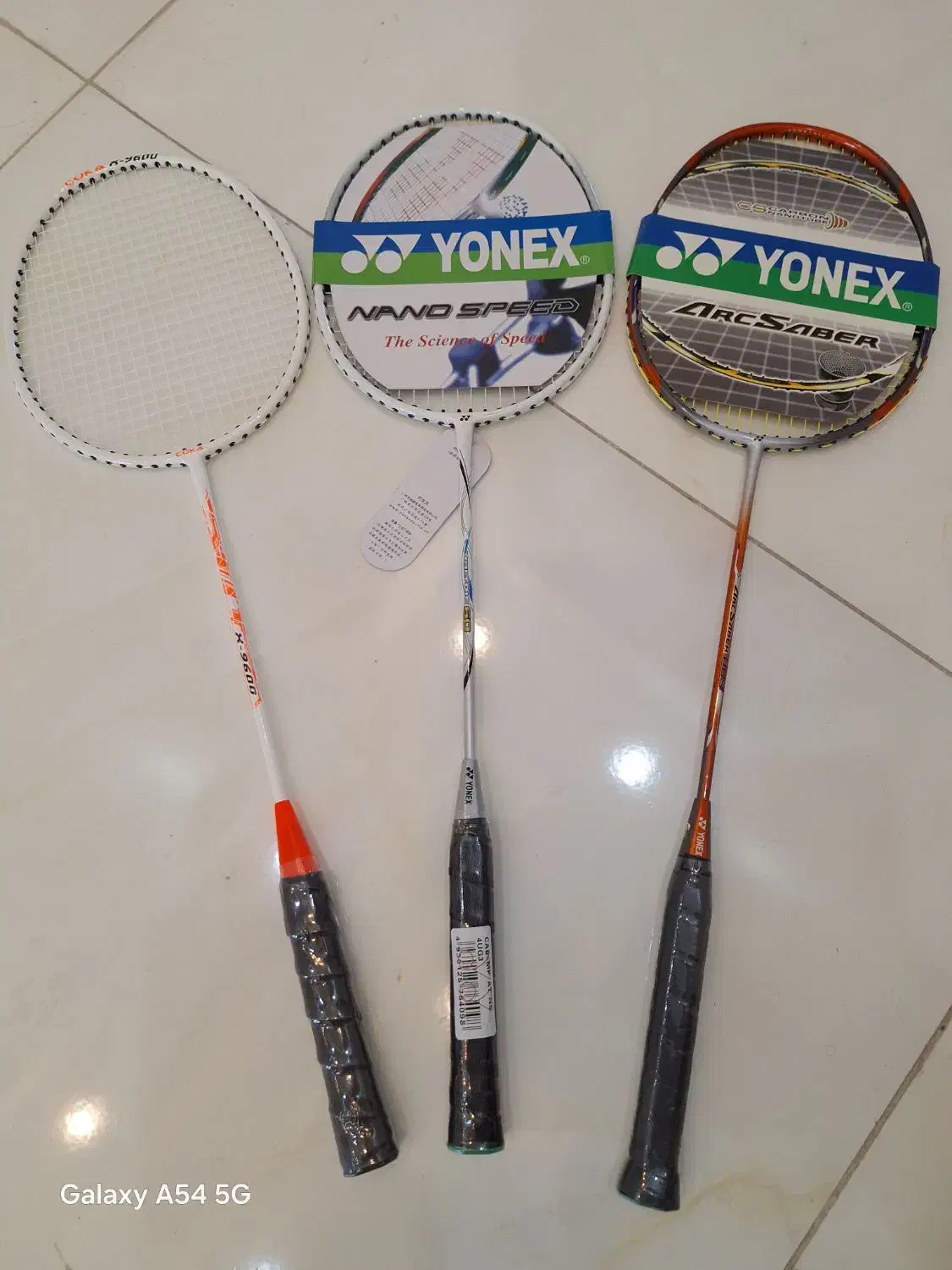 راکت بدمینتون در شهر جم|ورزش‌های توپی|جم, |دیوار