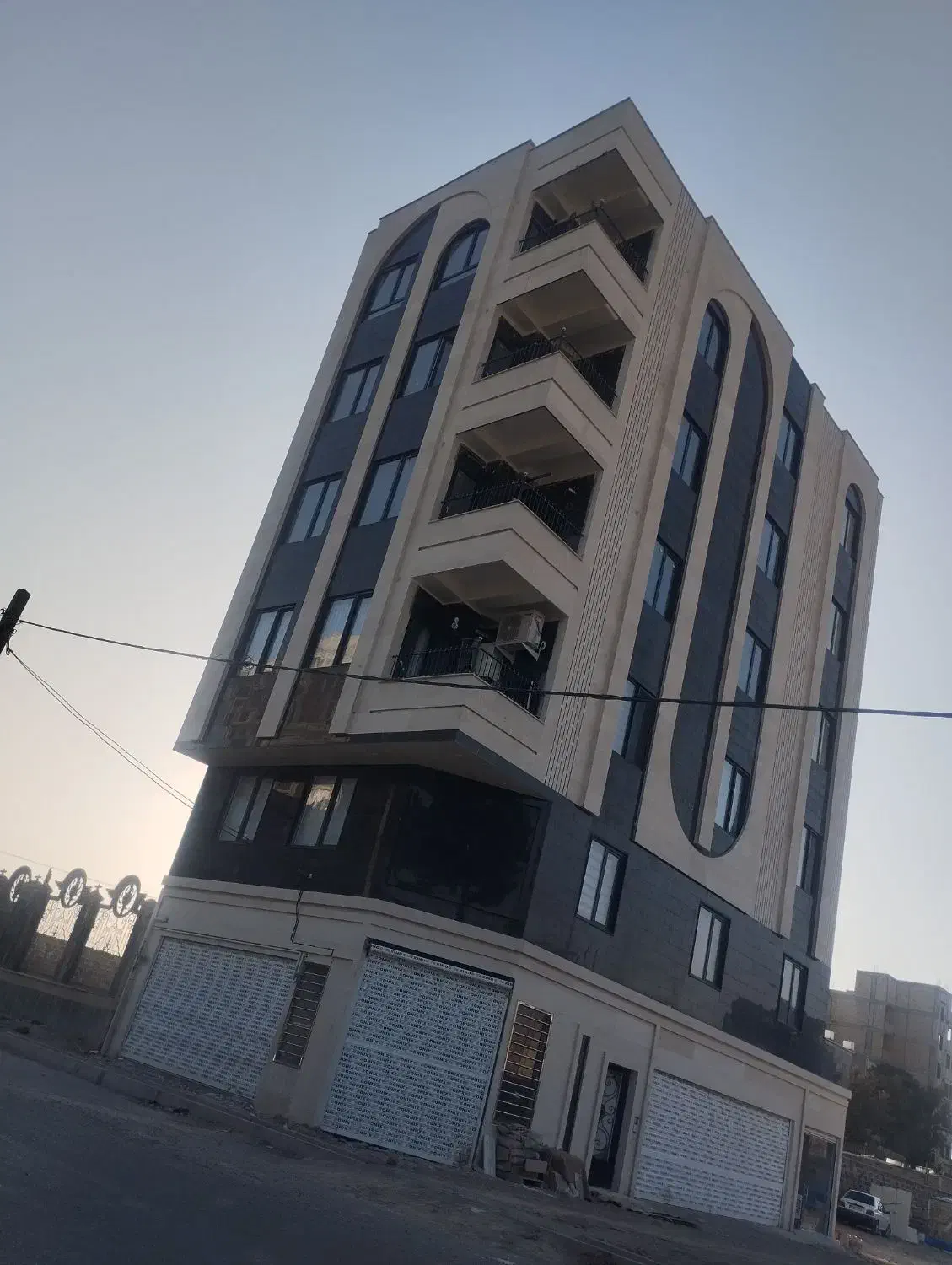 فروش آپارتمان ۱۲۰ متری تک واحدی خادم آباد شهریار|فروش آپارتمان|باغستان, |دیوار