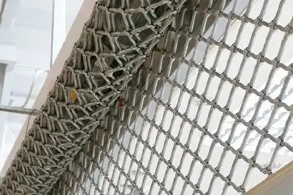 مغازه در فلکه سونا ابتدای مسیر مکانیک ها|اجارهٔ مغازه و غرفه|آذرشهر, |دیوار