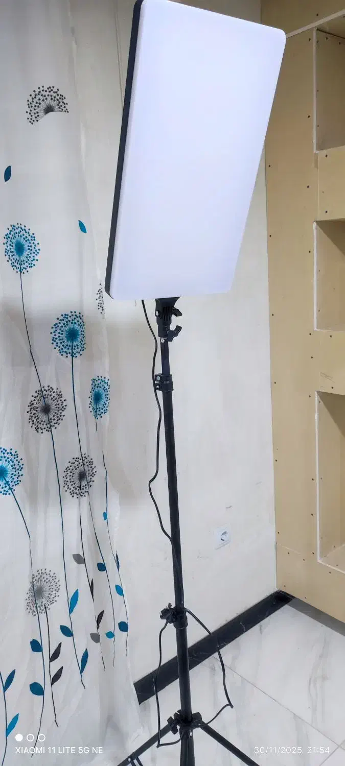 سافت لایت|دوربین عکاسی و فیلم‌برداری|کازرون, |دیوار