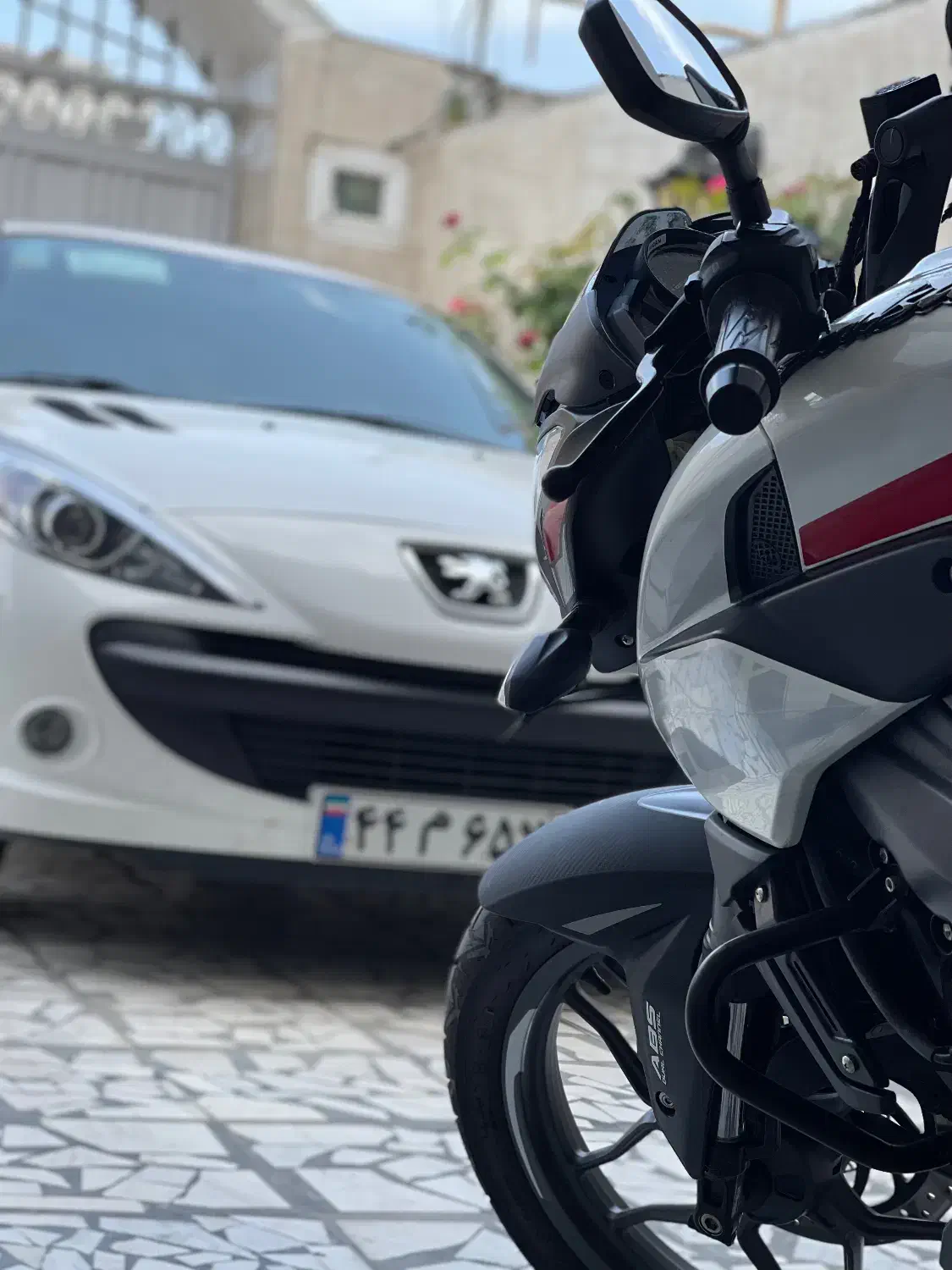 موتور ان اس ۲۰۰|موتورسیکلت|فریدون‌کنار, |دیوار