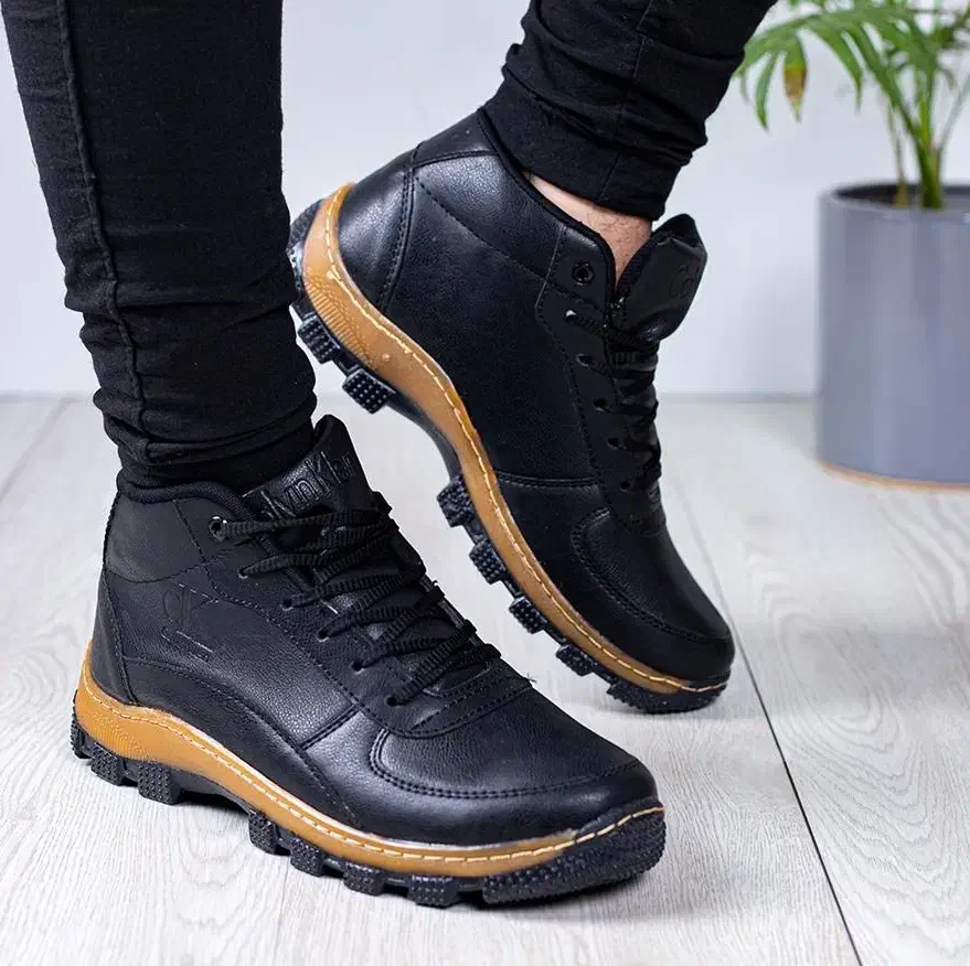 بوت و نیم بوت مردانه|کیف، کفش، کمربند|کاشان, باغ فین|دیوار