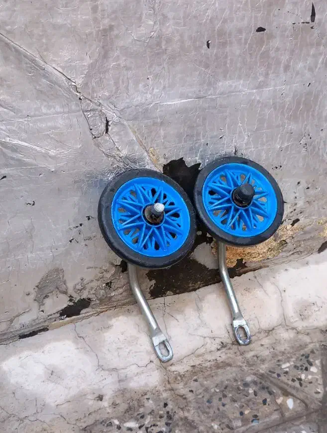 لوازم دوچرخه وکمکی|دوچرخه، اسکیت، اسکوتر|بروجرد, |دیوار