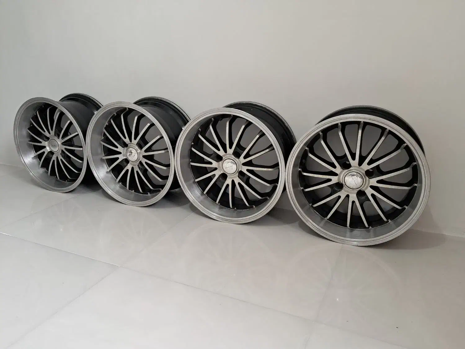 رینگ آلمینیومی و اسپرت مخصوص سمند و پژو سایز 17 R|قطعات یدکی و لوازم جانبی|بندر انزلی, کلیور|دیوار