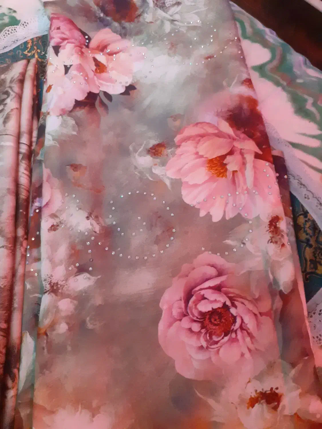 چادر رنگی نگین ثابت.طرح پوست ماری.طرح حریر|لباس|مشهد, طبرسی شمالی|دیوار