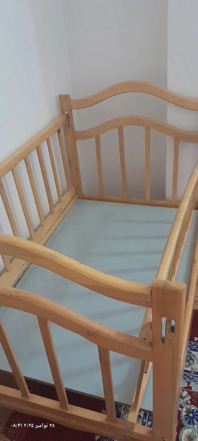 تخت کودک وتخت نوجوان|تخت و سرویس خواب|ابریشم, |دیوار