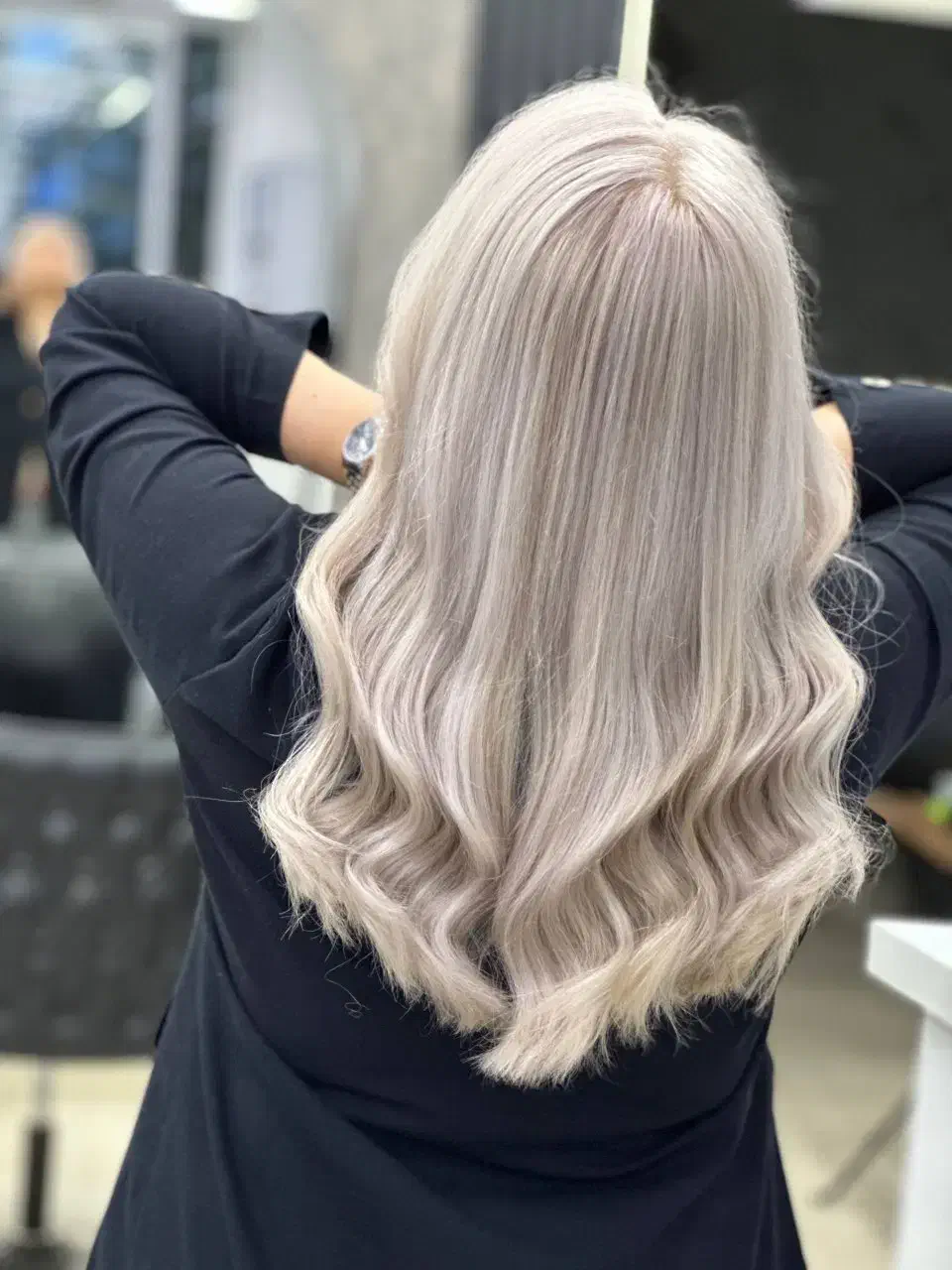 انواع رنگ مو با بهترین مواد|خدمات آرایشگری و زیبایی|کرمانشاه, |دیوار