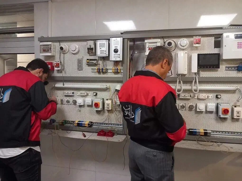 آموزش برق ساختمان دوربین دزدگیر اعلام حریق درب اتو|خدمات آموزشی|تهران, میدان ولیعصر|دیوار