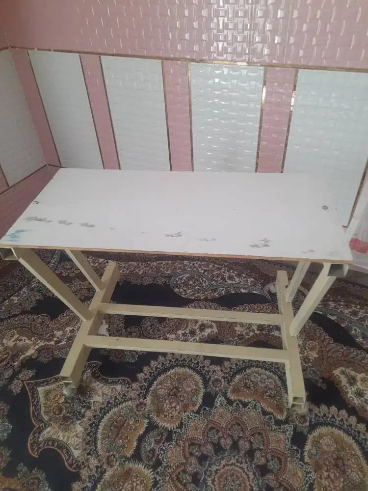 میز چرخ|چرخ خیاطی و ریسندگی|میناب, |دیوار