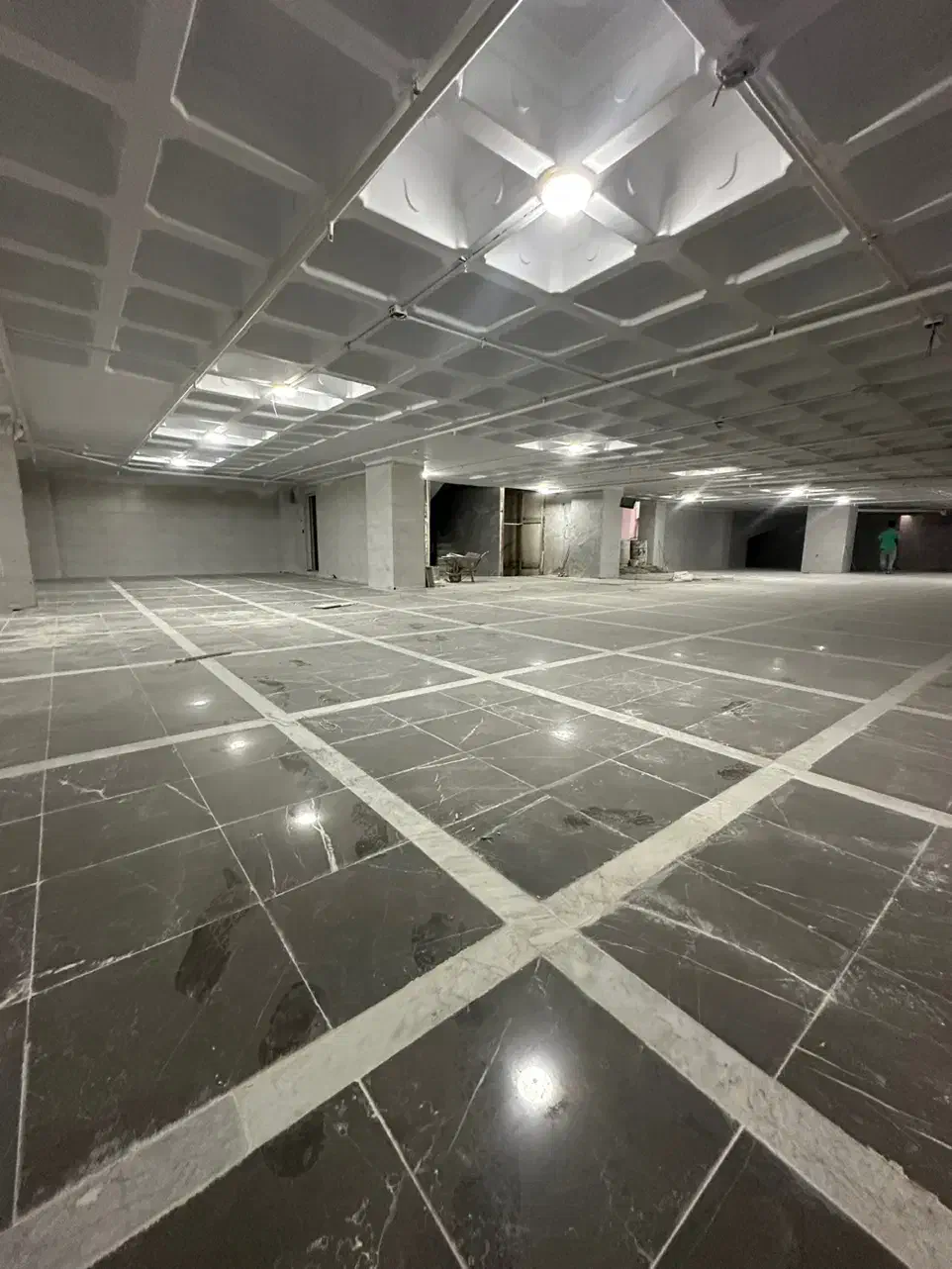 برج باغ ۱۲۵ متری / شهرک غرب