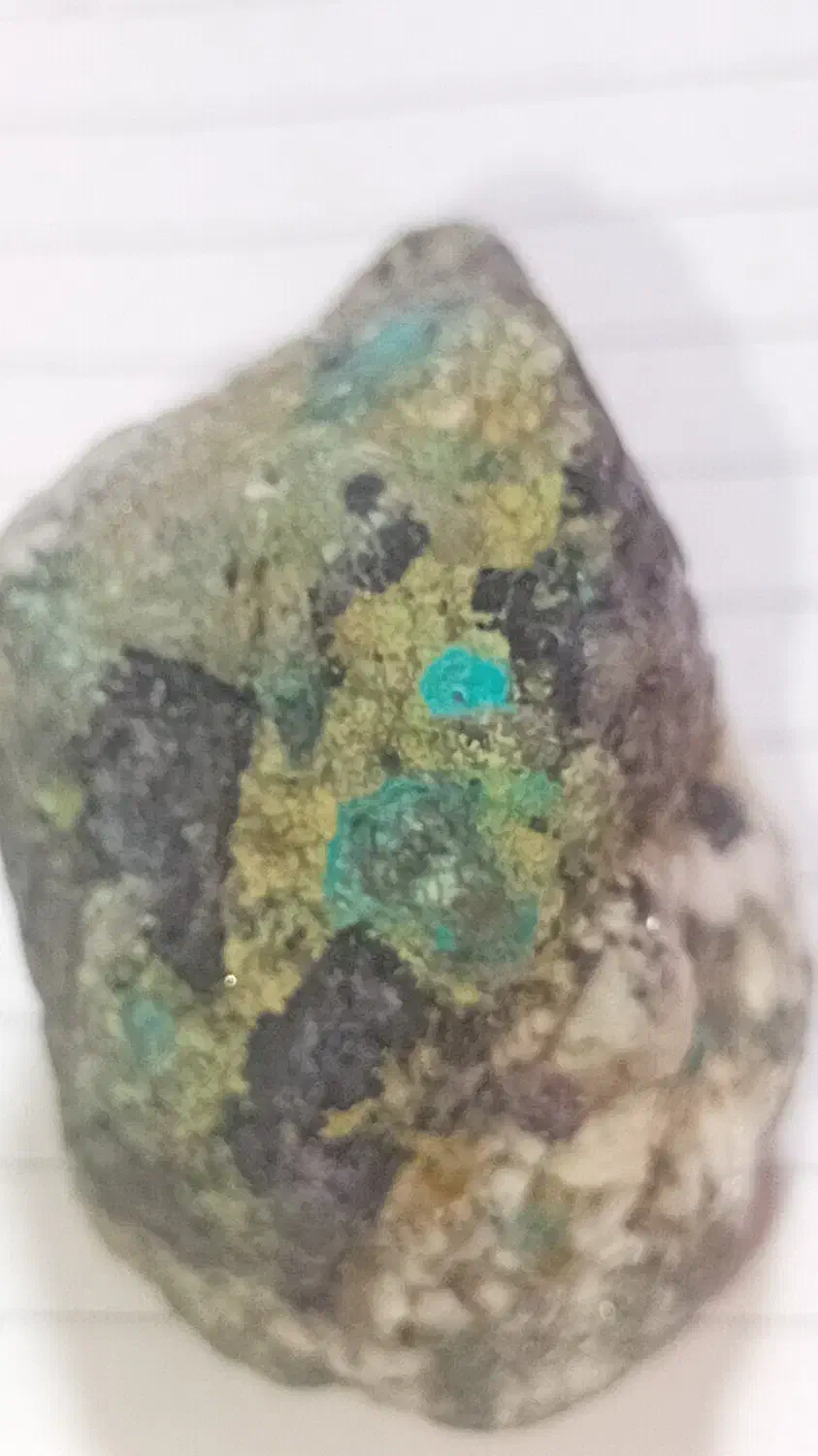 سنگ زمرد|جواهرات|شاهینشهر, گزبرخوار|دیوار