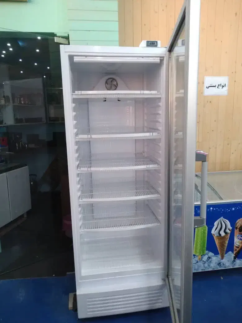 یخچال ایستاده میزوصندلی کافه|کافیشاپ و رستوران|کرمانشاه, |دیوار