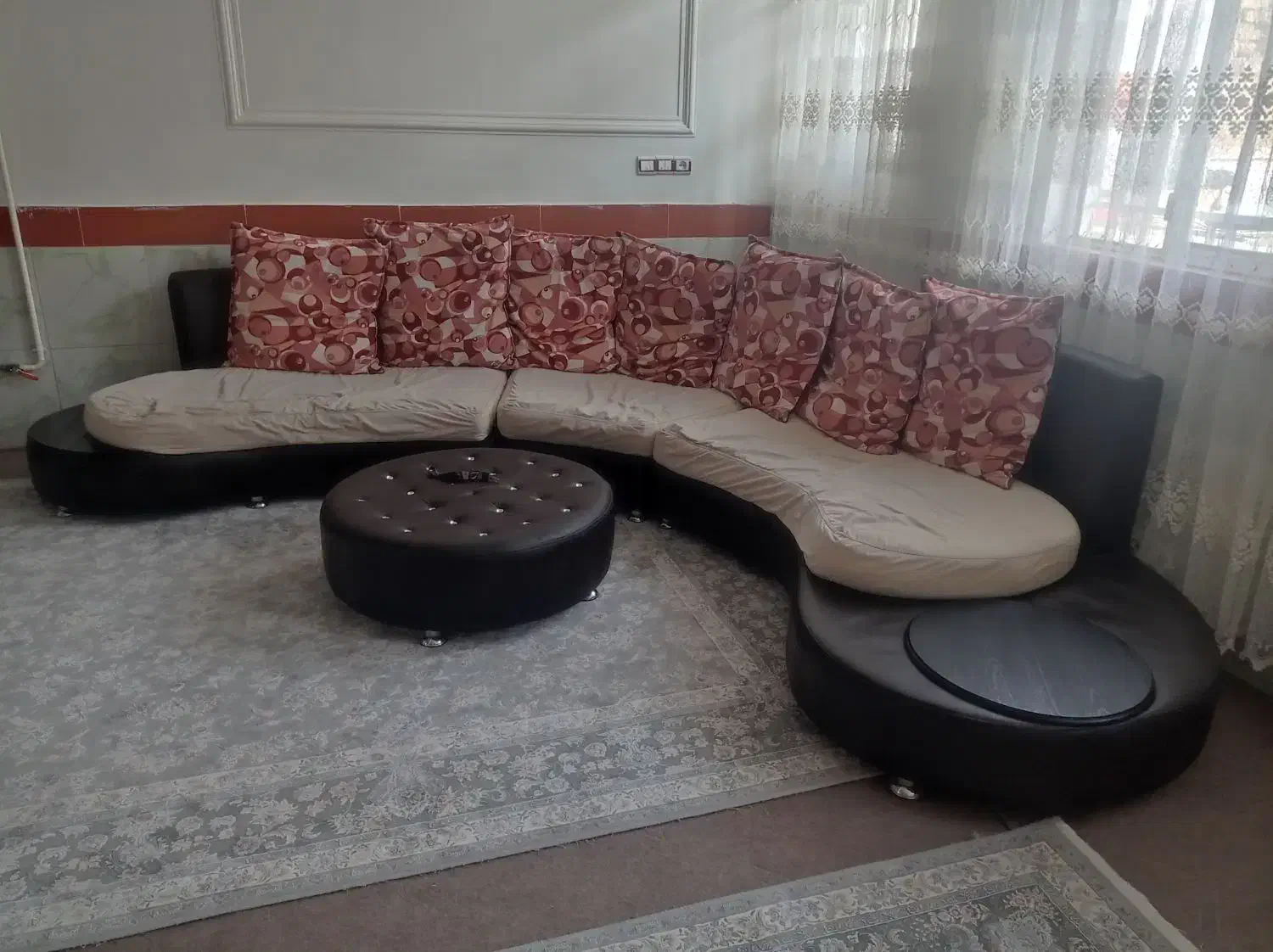 مبل 7نفره مدل نیم دایره|مبلمان خانگی و میز عسلی|ملایر, |دیوار