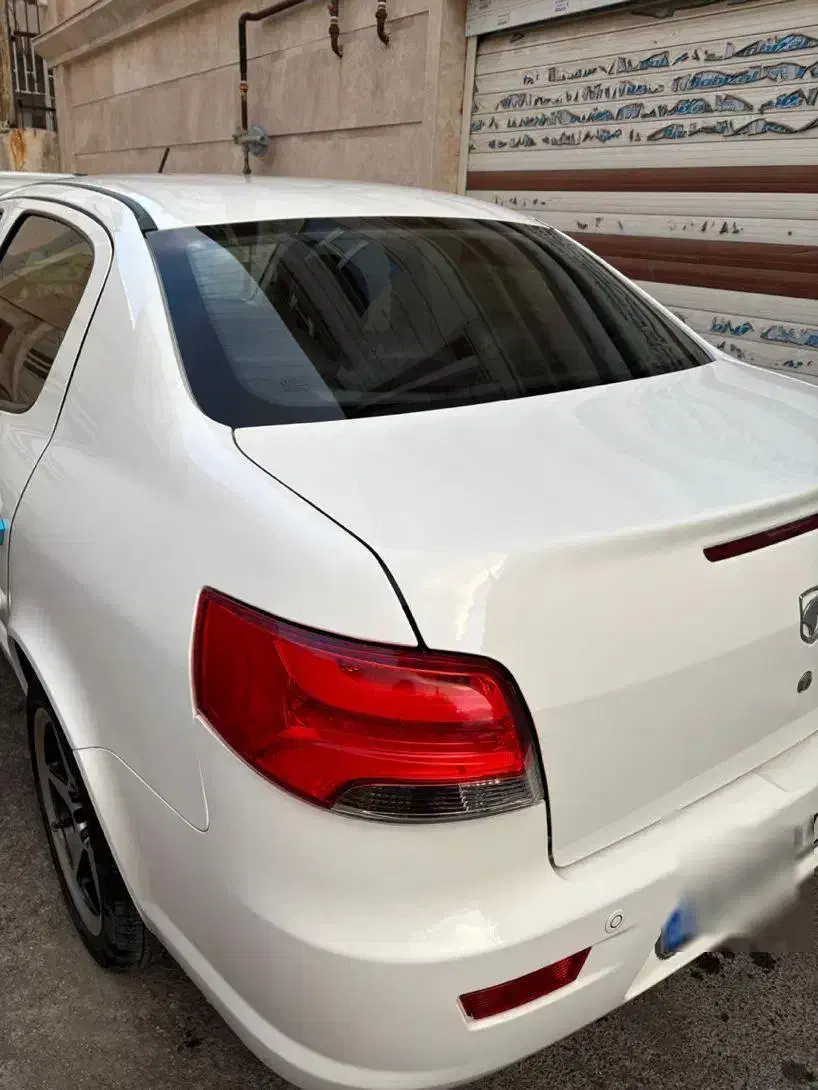 رانا پلاس مدل 1402|خودرو سواری و وانت|اراک, |دیوار