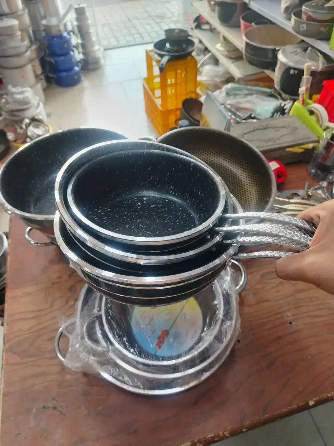 سه تابه گرانیتی نو، ماندگاری بالا، زیرقیمت|ظروف پخت‌وپز|مشهد, ولیعصر (شهرک غرب)|دیوار